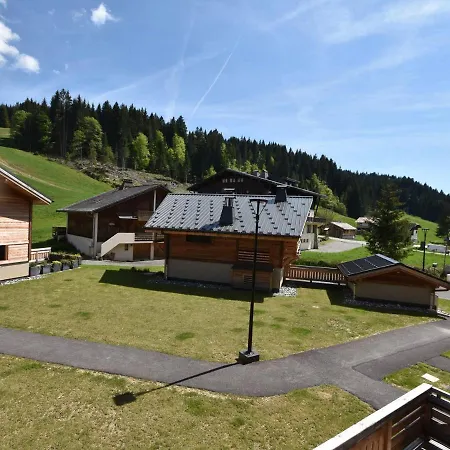 Superbe T3 Neuf, Ideal Pour Le Ski, A 50m Du Teleski De La Turche, Avec Balcon Et Parking - Fr-1-685-45 * Les Gets
